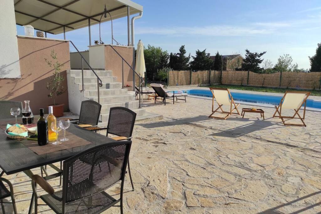 Villa Kuca Za Odmor M&J Benkovac Esterno foto