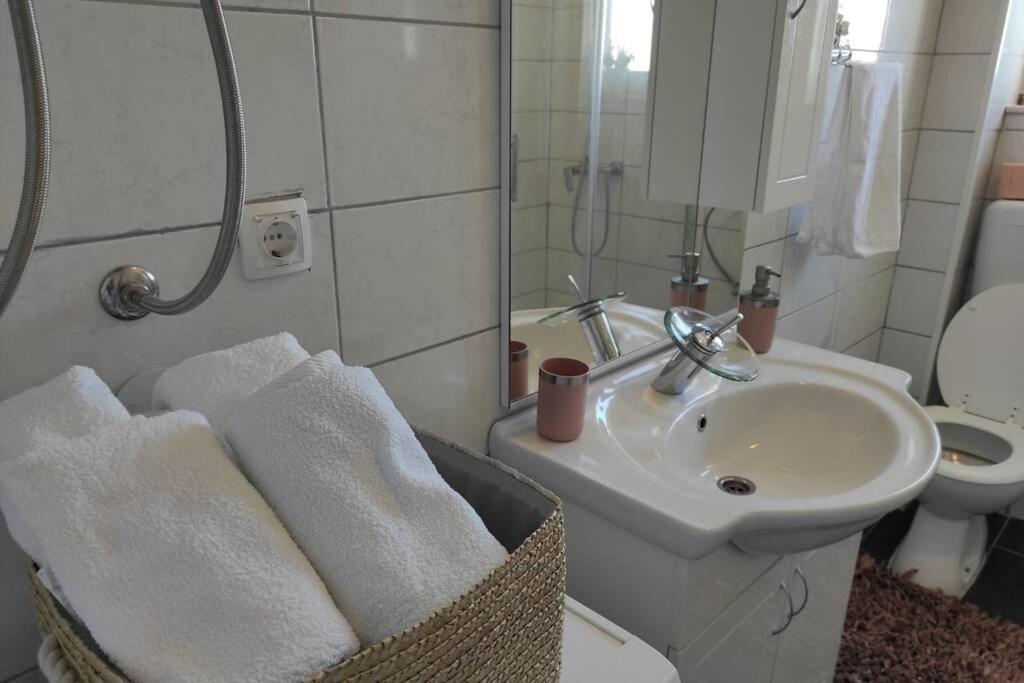 Villa Kuca Za Odmor M&J Benkovac Esterno foto