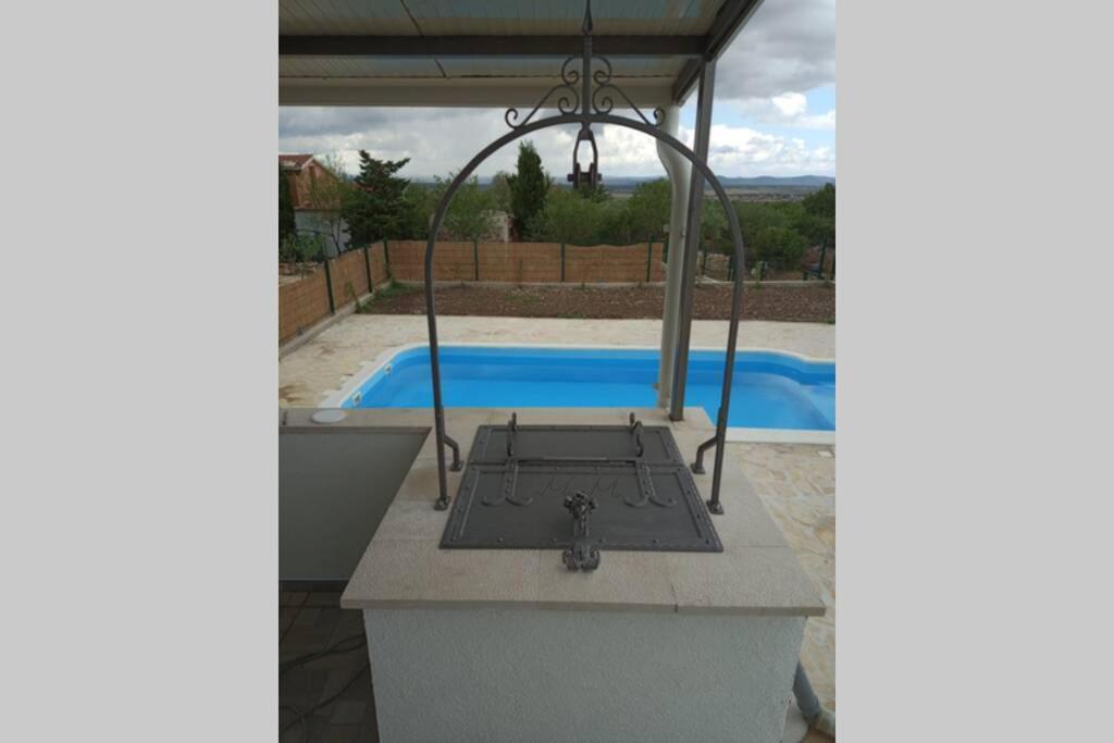 Villa Kuca Za Odmor M&J Benkovac Esterno foto