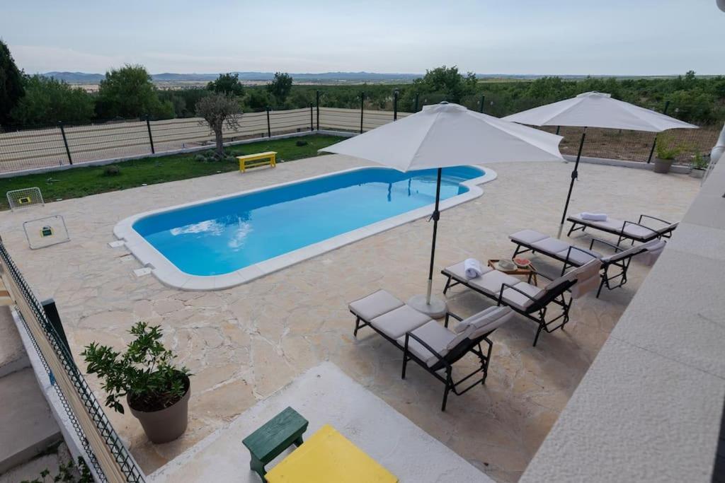 Villa Kuca Za Odmor M&J Benkovac Esterno foto